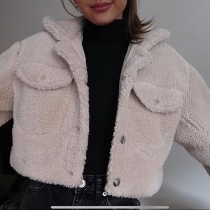 COPY - Pull&Bear Cropped Sherpa Hooded Jacket